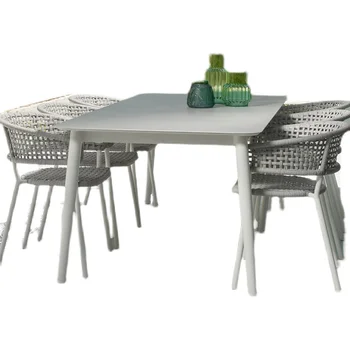 Rocková doska z hliníkovej zliatiny vonkajší stôl a stoličky zmes jednoduchých ratan stoličky open-air záhrada, dvor, vonkajšie grilovanie